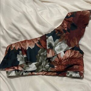 Albion Fit Icon Wave Swim Top